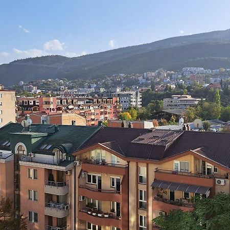 Golden Delight Central Apartment سكوبجي المظهر الخارجي الصورة