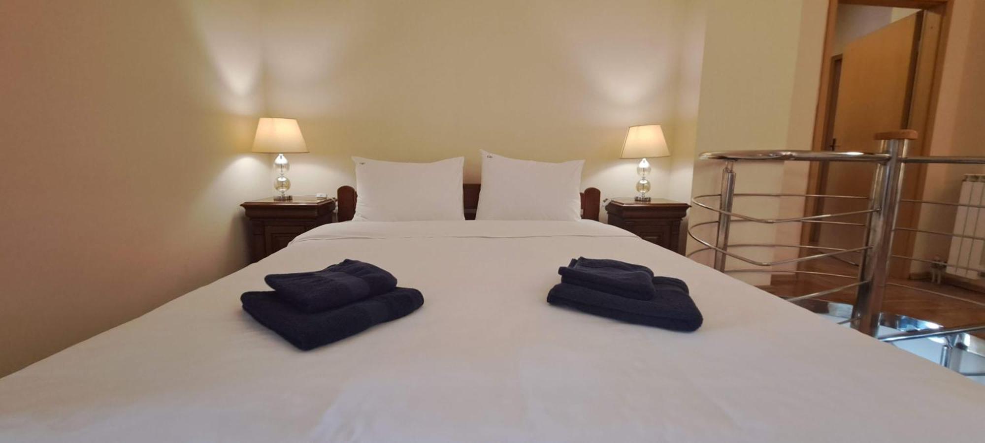 Golden Delight Central Apartment سكوبجي المظهر الخارجي الصورة