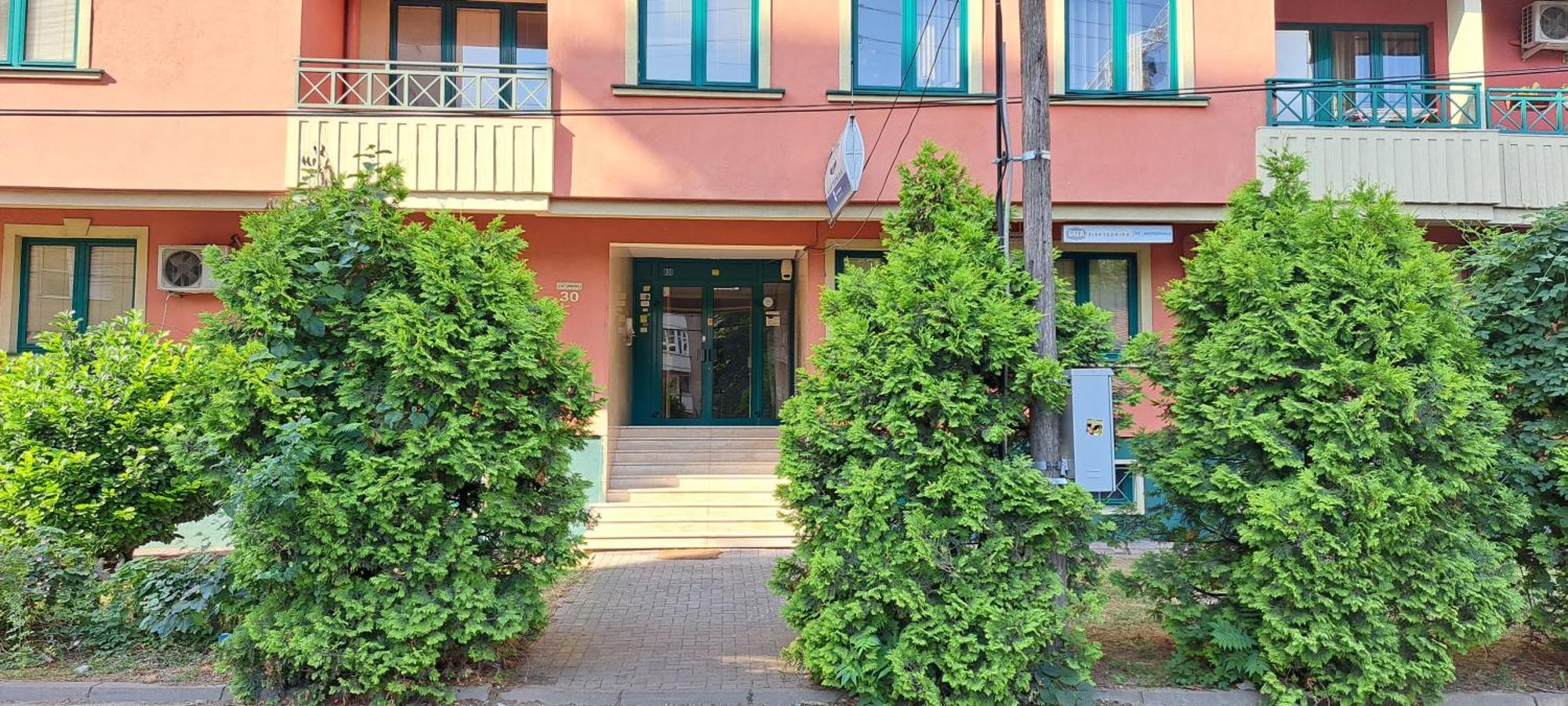 Golden Delight Central Apartment سكوبجي المظهر الخارجي الصورة