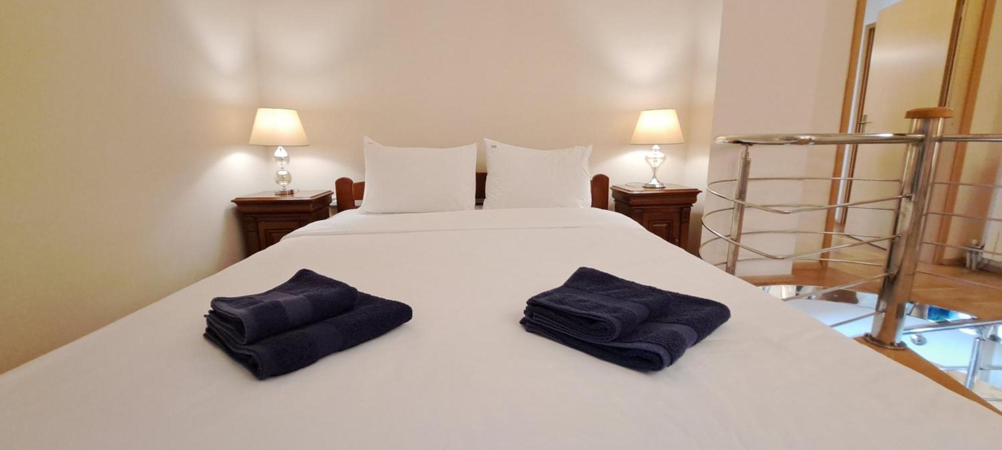 Golden Delight Central Apartment سكوبجي المظهر الخارجي الصورة