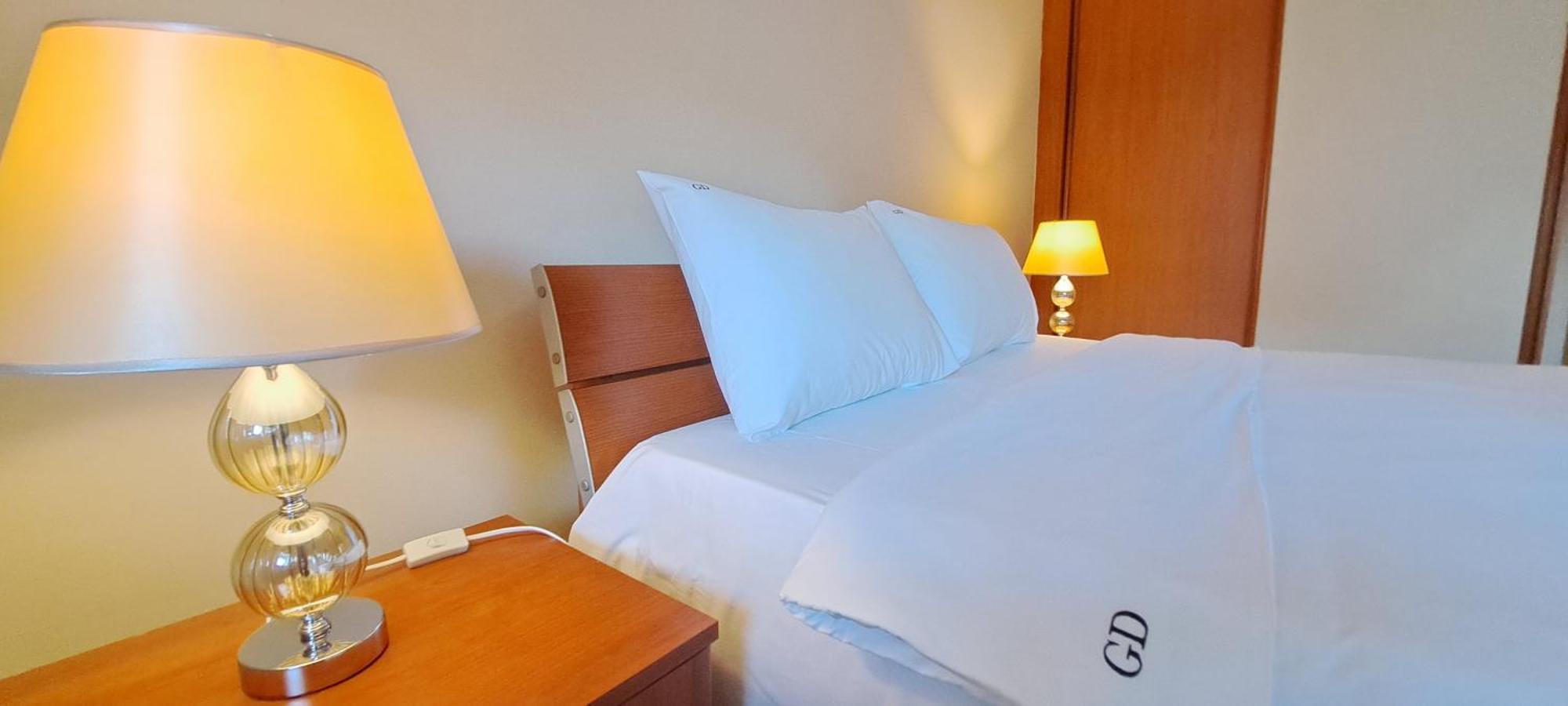 Golden Delight Central Apartment سكوبجي المظهر الخارجي الصورة
