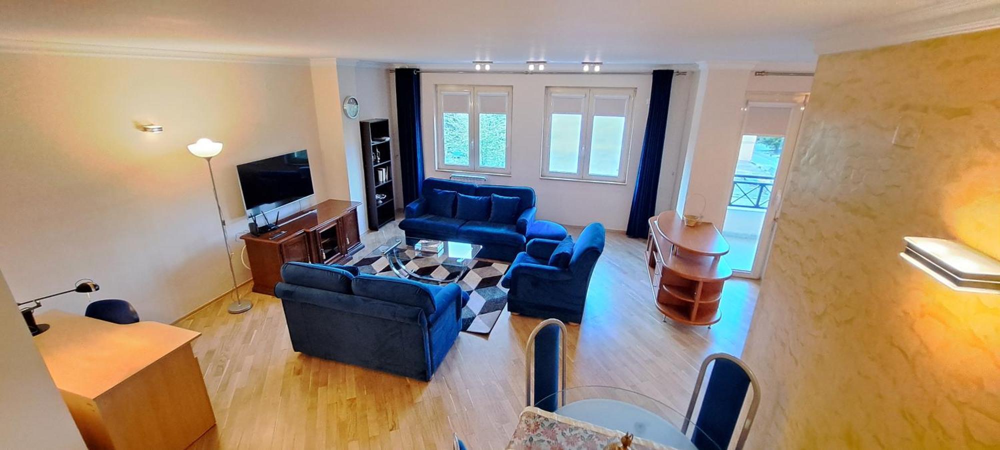 Golden Delight Central Apartment سكوبجي المظهر الخارجي الصورة