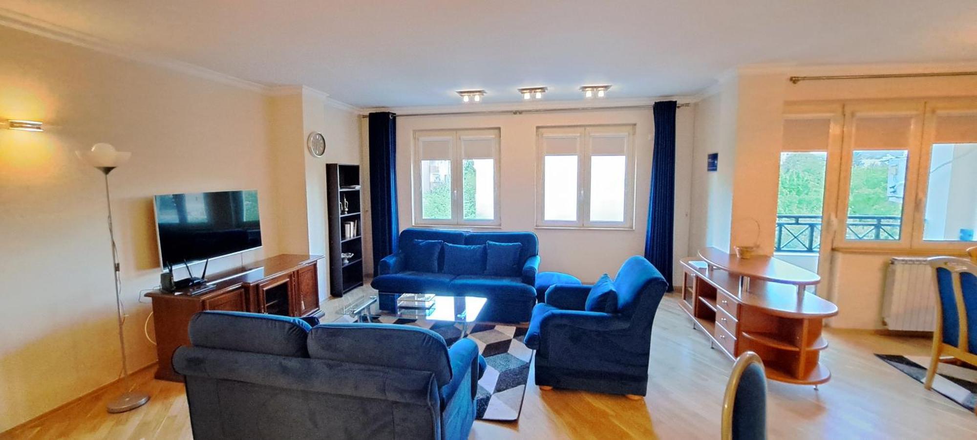 Golden Delight Central Apartment سكوبجي المظهر الخارجي الصورة